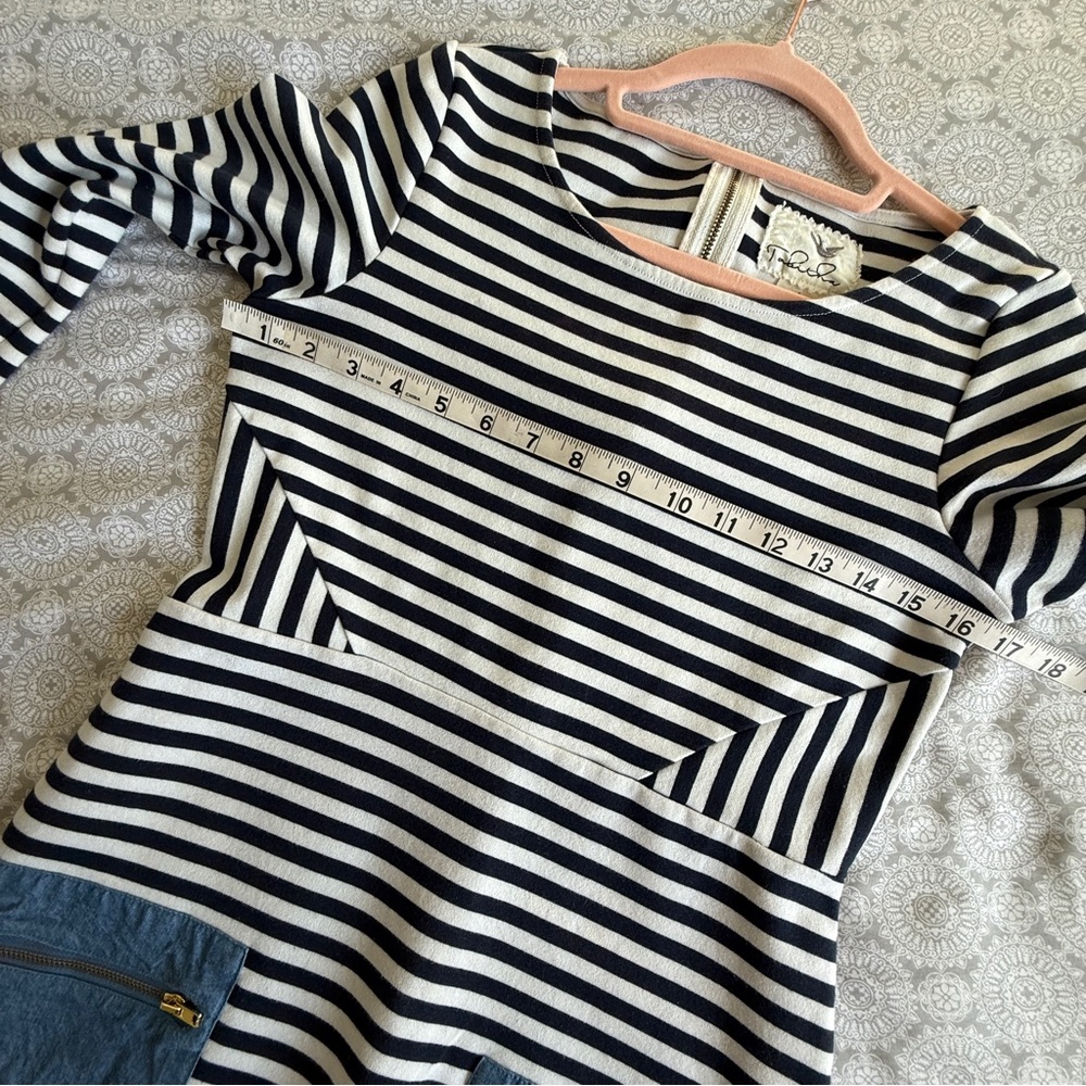 Tabitha from Anthropologie Striped Dress with Chambray Pockets Size 4 - Picture 7 of 10